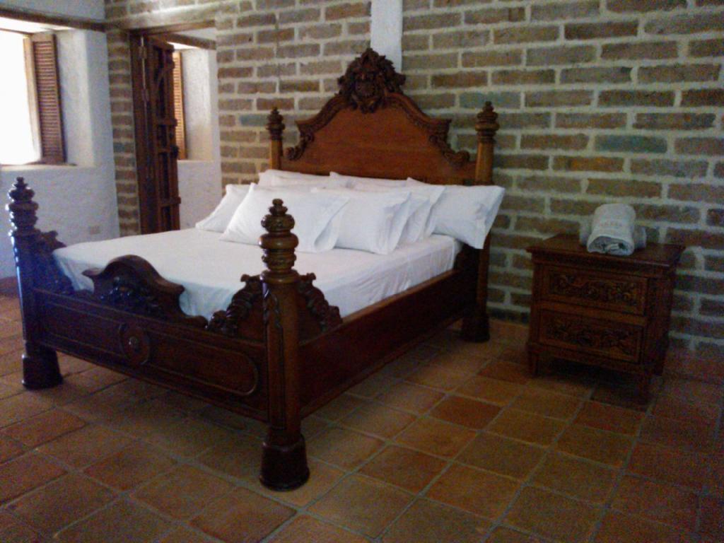 Hotel Santa Barbara Colonial - Santa Fe De Antioquia Ruang foto
