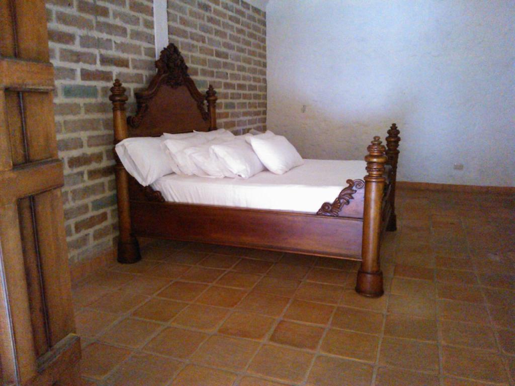 Hotel Santa Barbara Colonial - Santa Fe De Antioquia Ruang foto