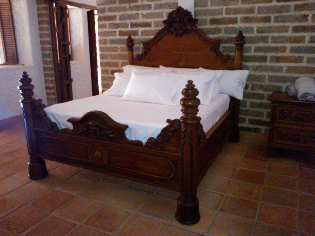 Hotel Santa Barbara Colonial - Santa Fe De Antioquia Ruang foto